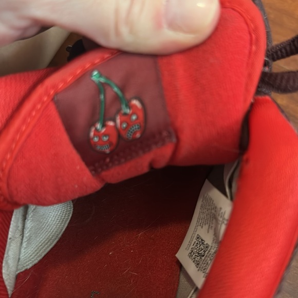 Nike Fruit Pack Cherry Dunk - Picture 5 of 6